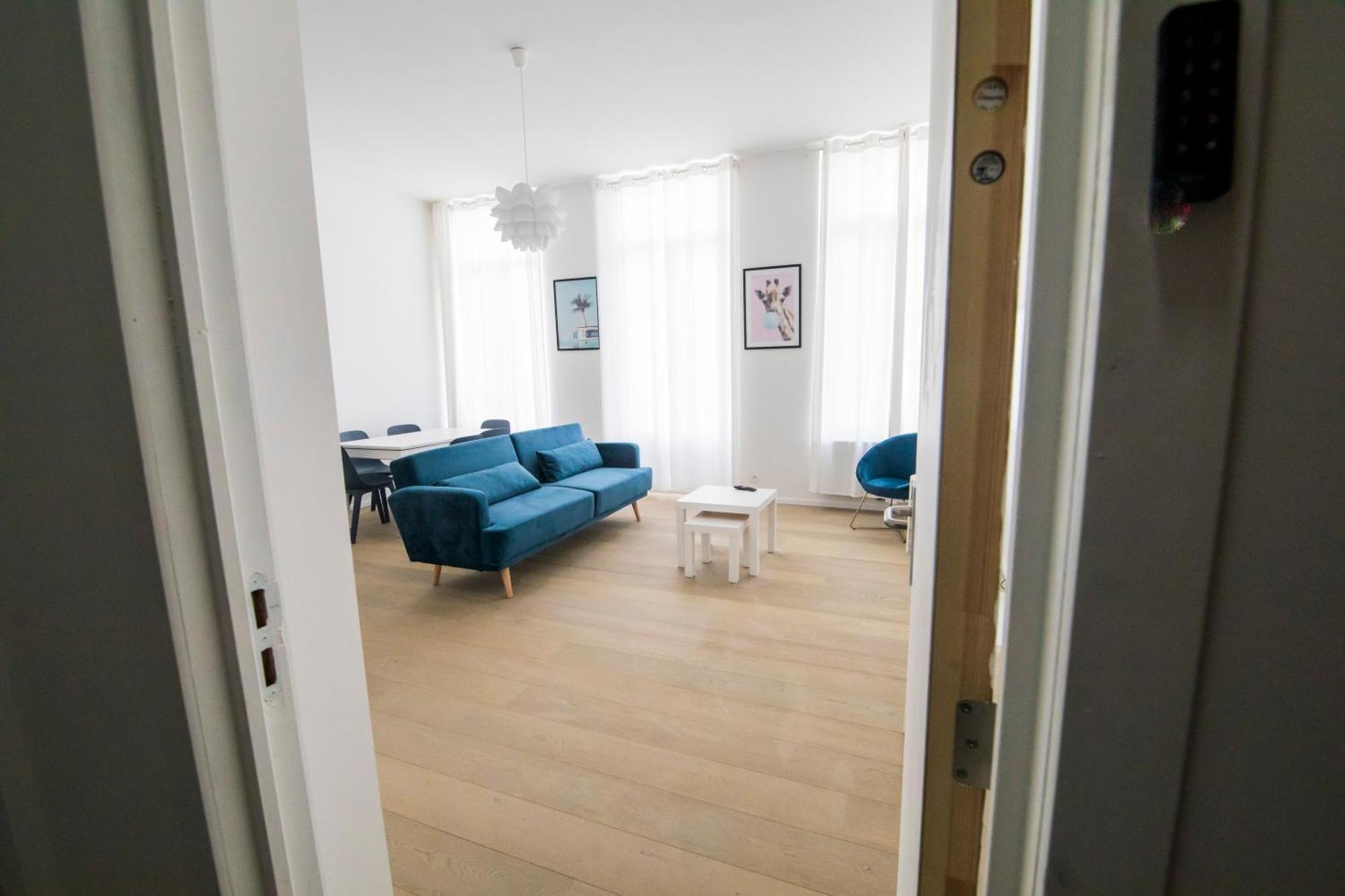Travelease - Midi Bed & Breakfast Anderlecht Exterior photo